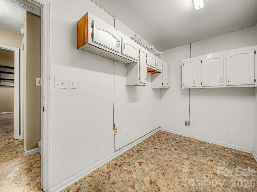 605 Spring Street, Mount Holly, NC 28120.  MLS# CAR4342614, YatesRealty ID 6317. 
