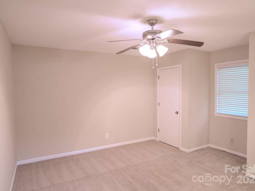2131 Wildlife Road, Charlotte, NC 28214.  MLS# CAR4241951, YatesRealty ID 6318. 