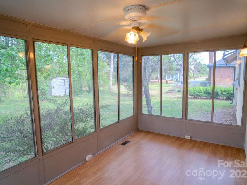 2131 Wildlife Road, Charlotte, NC 28214.  MLS# CAR4241951, YatesRealty ID 6318. 