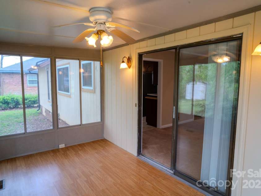 2131 Wildlife Road, Charlotte, NC 28214.  MLS# CAR4241951, YatesRealty ID 6318. 