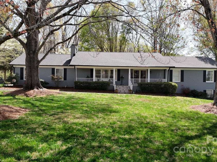 2482 Kings Grant Road, Lincolnton, NC 28092.  MLS# CAR4238821, YatesRealty ID 6319. 