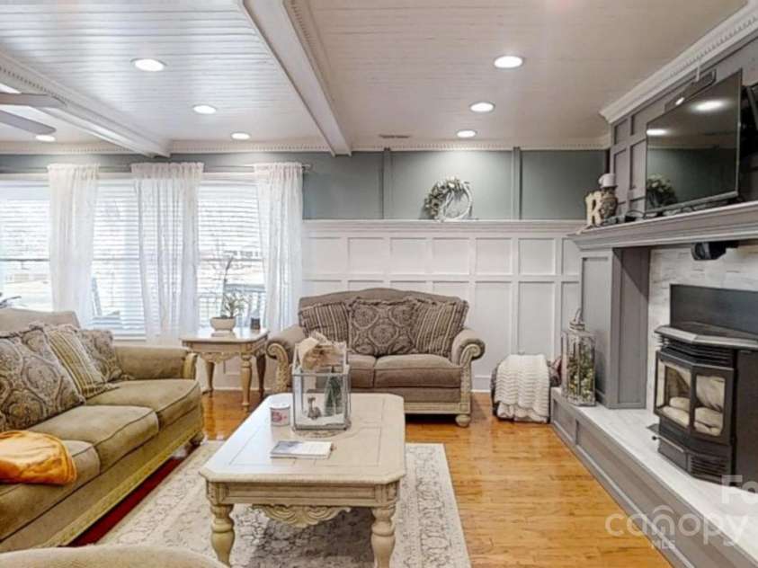 2482 Kings Grant Road, Lincolnton, NC 28092.  MLS# CAR4238821, YatesRealty ID 6319. 