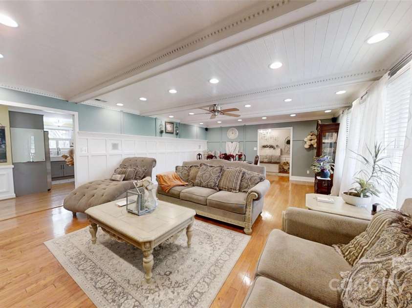 2482 Kings Grant Road, Lincolnton, NC 28092.  MLS# CAR4238821, YatesRealty ID 6319. 