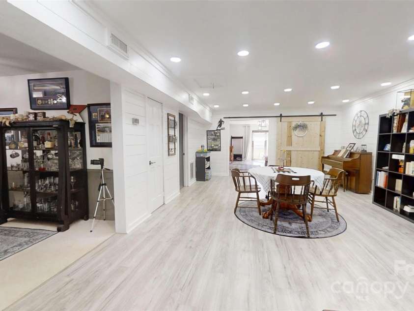 2482 Kings Grant Road, Lincolnton, NC 28092.  MLS# CAR4238821, YatesRealty ID 6319. 