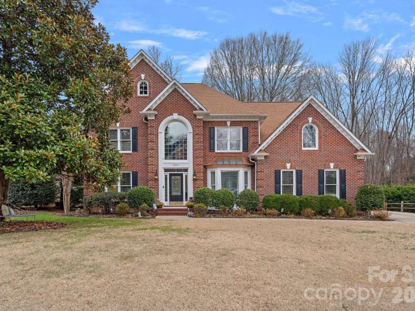 12415 Darby Chase Drive, Charlotte, NC 28277.  MLS# CAR4330433, YatesRealty ID 6321. 