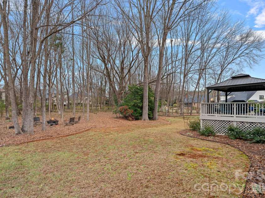 12415 Darby Chase Drive, Charlotte, NC 28277.  MLS# CAR4330433, YatesRealty ID 6321. 