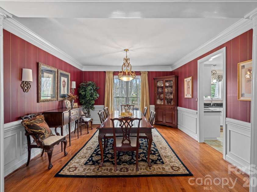 12415 Darby Chase Drive, Charlotte, NC 28277.  MLS# CAR4330433, YatesRealty ID 6321. Dining Room