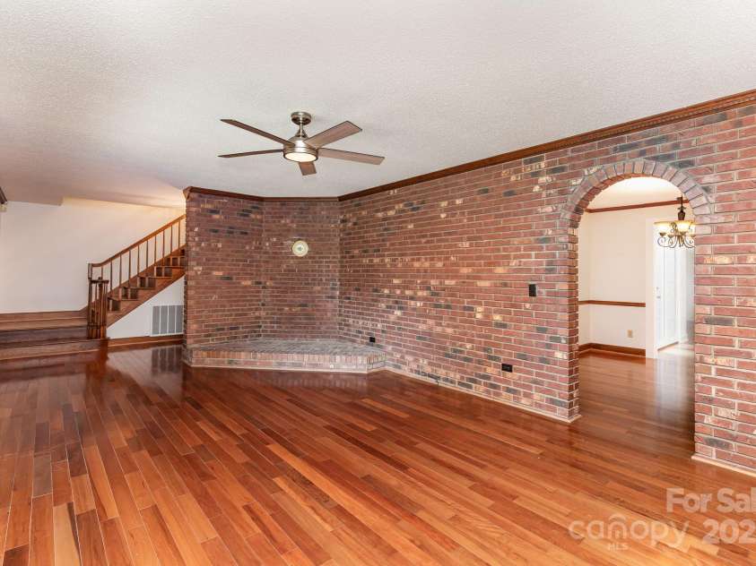 522 Bonita Drive, Landis, NC 28088.  MLS# CAR4237898, YatesRealty ID 6321. 