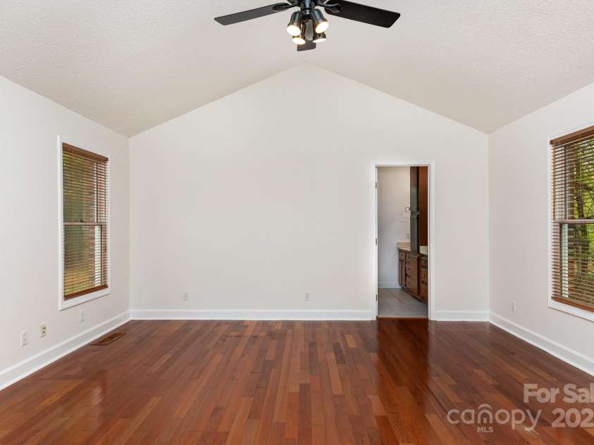 522 Bonita Drive, Landis, NC 28088.  MLS# CAR4237898, YatesRealty ID 6321. 