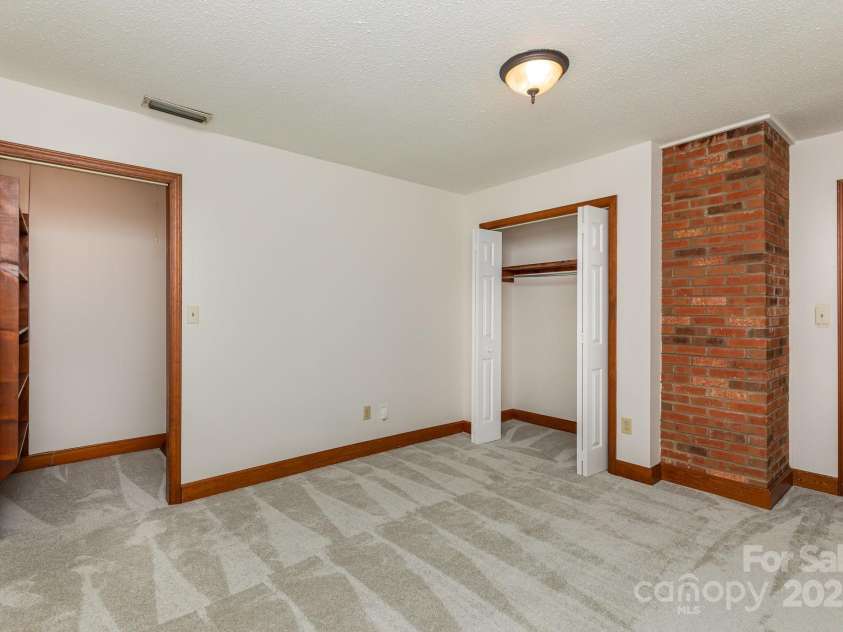 522 Bonita Drive, Landis, NC 28088.  MLS# CAR4237898, YatesRealty ID 6321. 