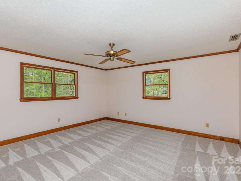 522 Bonita Drive, Landis, NC 28088.  MLS# CAR4237898, YatesRealty ID 6321. 