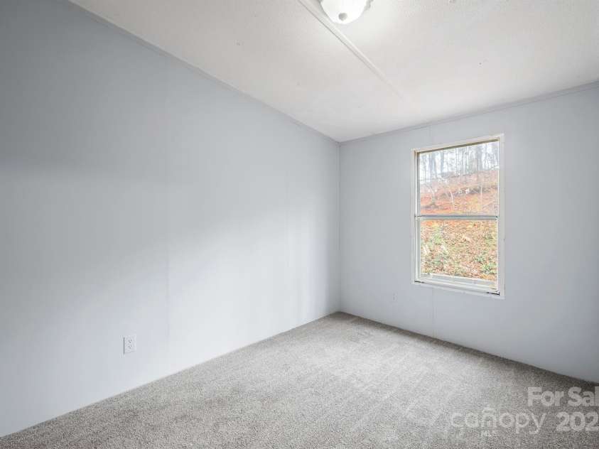 192 Old Lumber Yard Road, Morganton, NC 28655.  MLS# CAR4228381, YatesRealty ID 6322. 