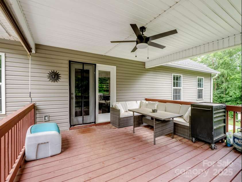 5369 Concord Road, York, SC 29745.  MLS# CAR4264610, YatesRealty ID 6323. Back Deck