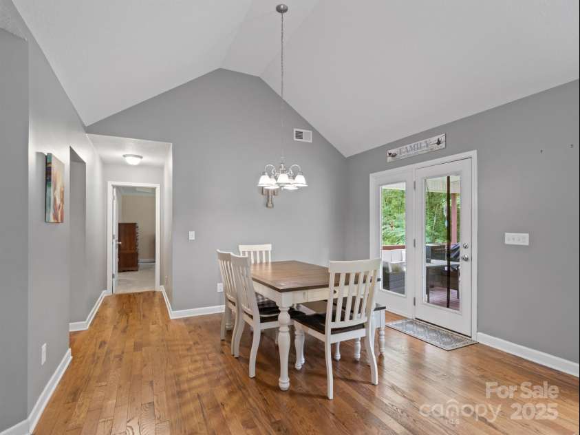 5369 Concord Road, York, SC 29745.  MLS# CAR4264610, YatesRealty ID 6323. Breakfast Area