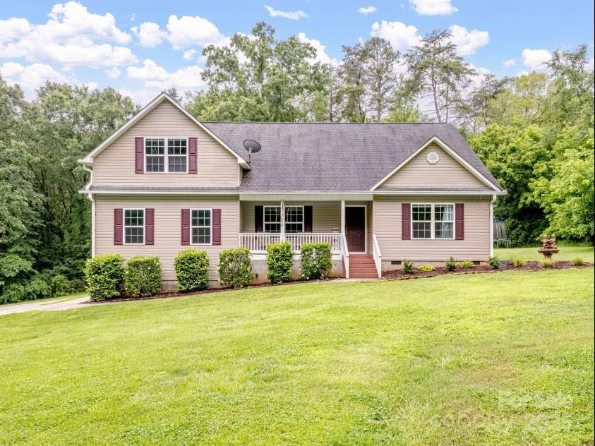 5369 Concord Road, York, SC 29745.  MLS# CAR4264610, YatesRealty ID 6323. Front View