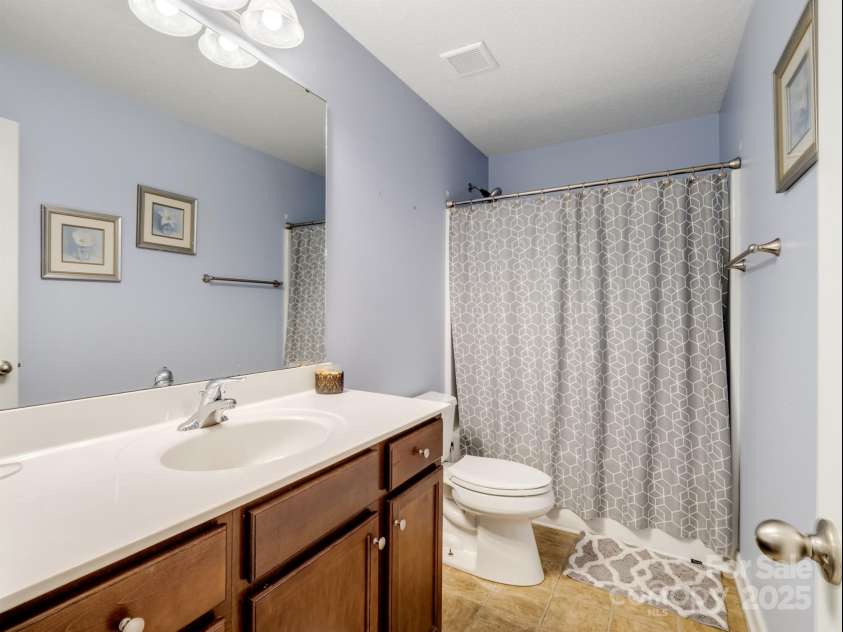 5369 Concord Road, York, SC 29745.  MLS# CAR4264610, YatesRealty ID 6323. Hall Bathroom