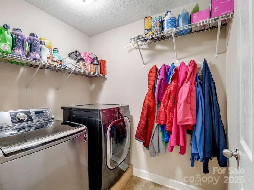 5369 Concord Road, York, SC 29745.  MLS# CAR4264610, YatesRealty ID 6323. Laundry Room