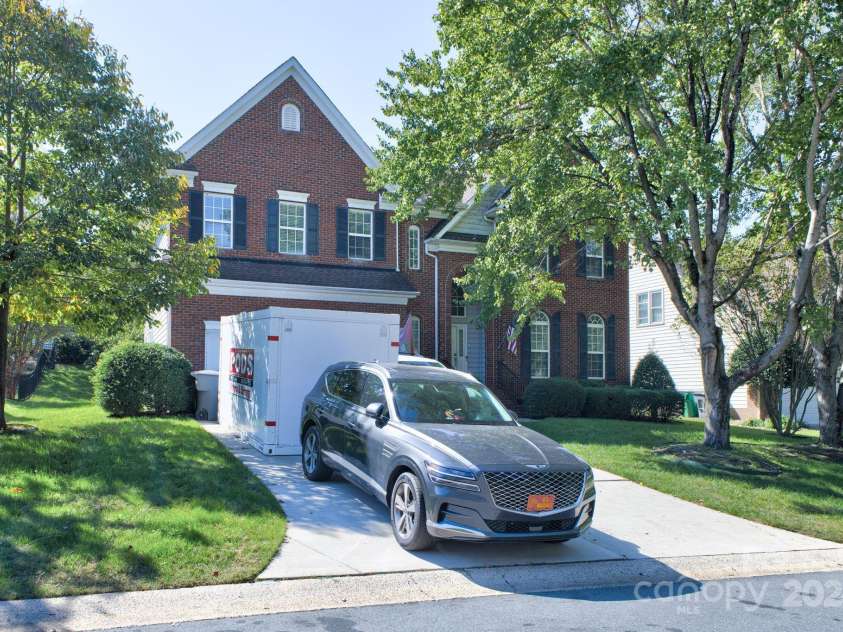 6416 Red Maple Drive, Charlotte, NC 28277.  MLS# CAR4194674, YatesRealty ID 6323. 