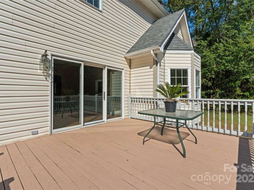 2720 Lentz Road, China Grove, NC 28023.  MLS# CAR4309058, YatesRealty ID 6325. 