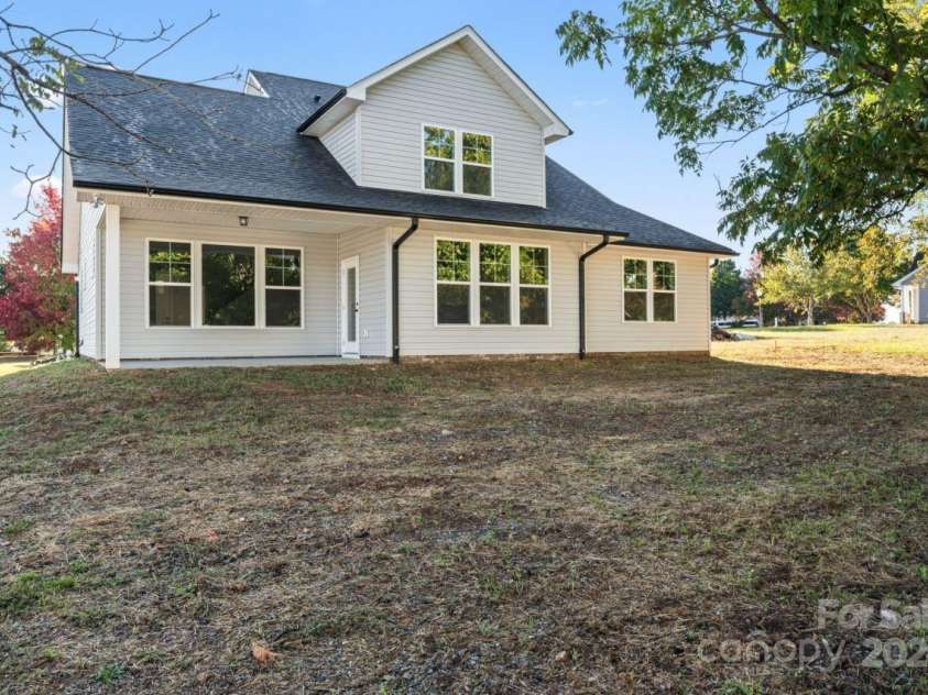 4448 Triumph Drive, Concord, NC 28027.  MLS# CAR4209053, YatesRealty ID 6326. 