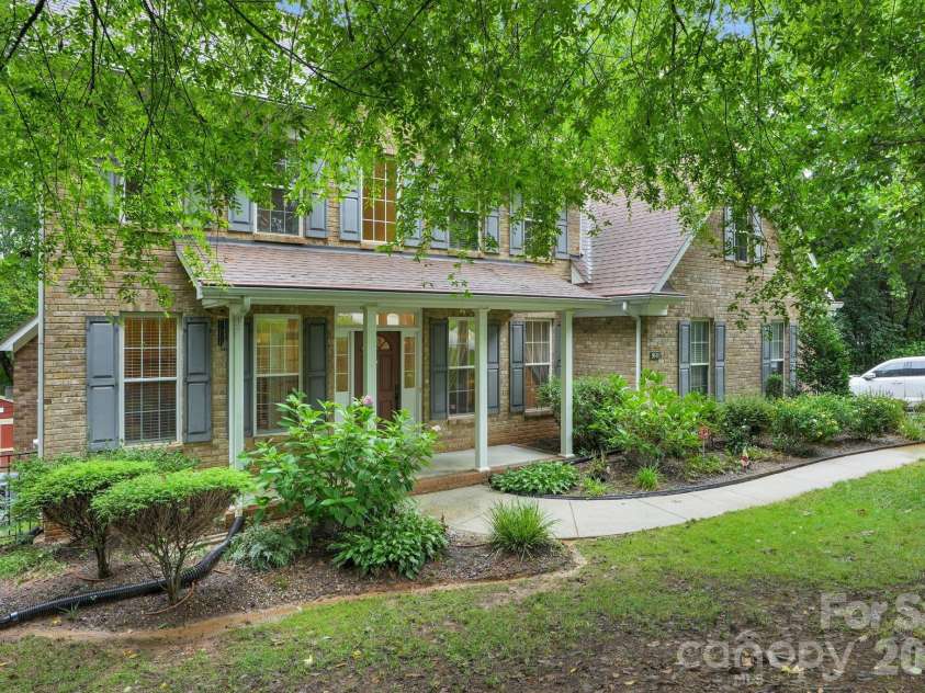 9601 Twin Falls Court, Mint Hill, NC 28227.  MLS# CAR4358686, YatesRealty ID 6328. 