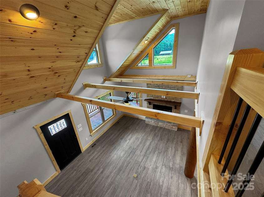 21 Kennerly Cove, Maggie Valley, NC 28751.  MLS# CAR4150956, YatesRealty ID 6329. 