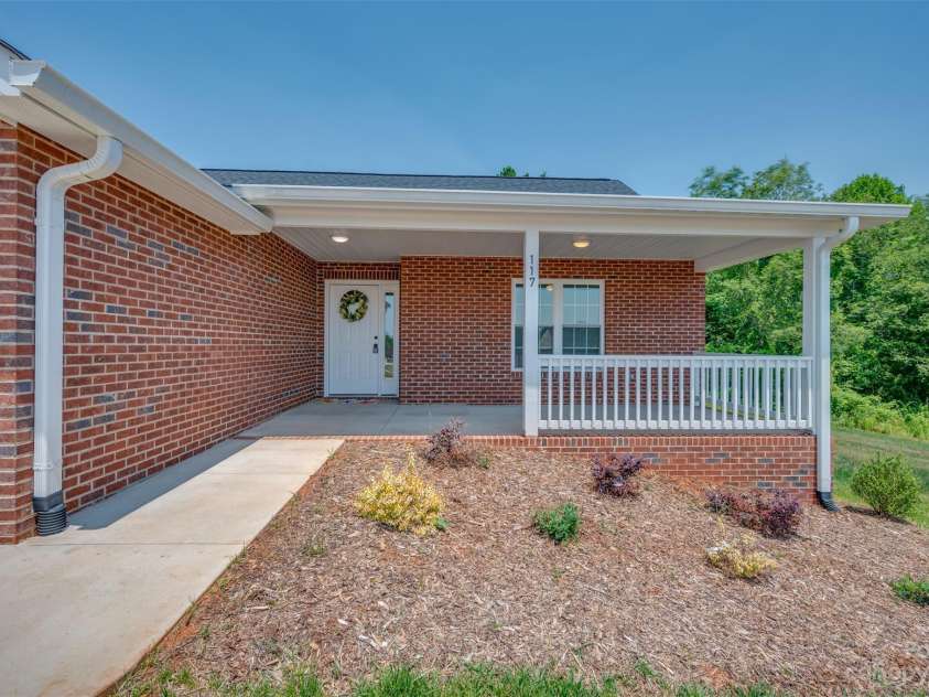 117 Kingston Place, Spindale, NC 28160.  MLS# CAR4037498, YatesRealty ID 633. 