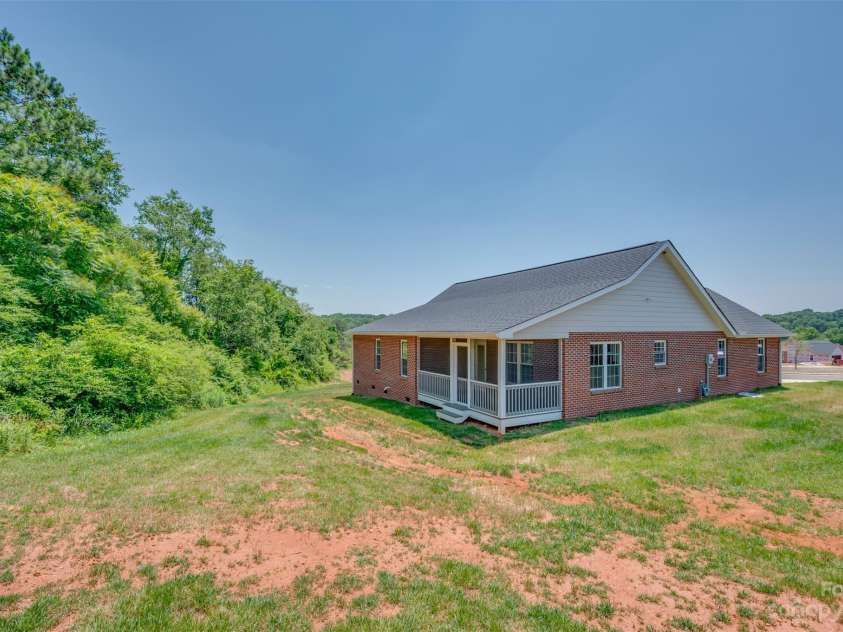 117 Kingston Place, Spindale, NC 28160.  MLS# CAR4037498, YatesRealty ID 633. 