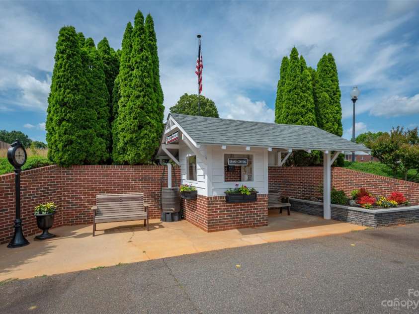 117 Kingston Place, Spindale, NC 28160.  MLS# CAR4037498, YatesRealty ID 633. 