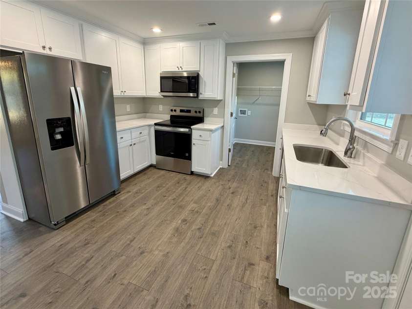 6244 Kershaw Camden Highway, Kershaw, SC 29067.  MLS# CAR4329251, YatesRealty ID 633. 