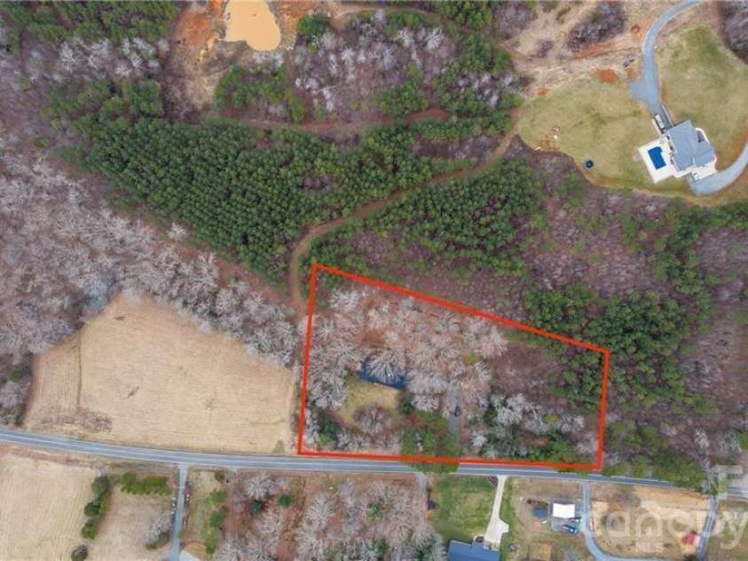 1165 Canaan Church Road, Denton, NC 27239.  MLS# CAR4354288, YatesRealty ID 6330. 