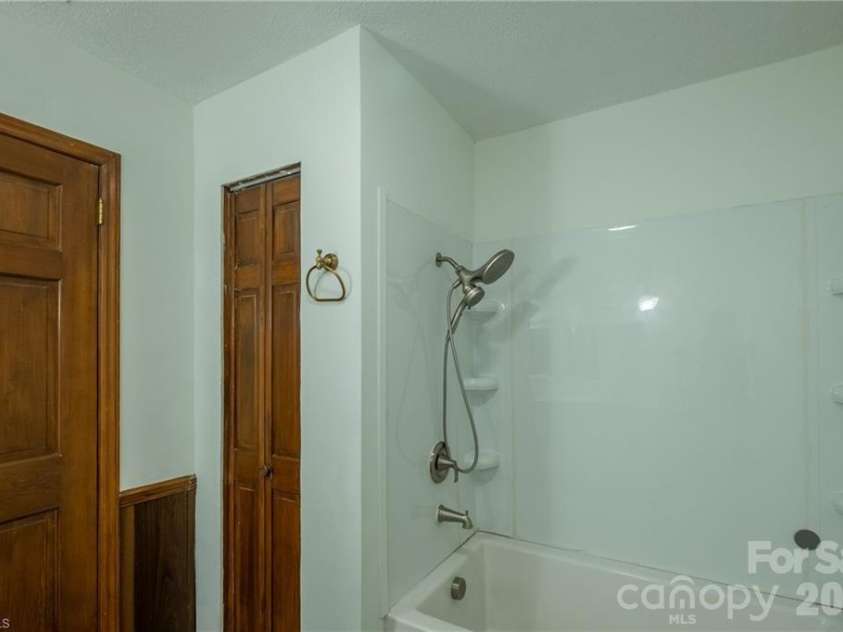 1165 Canaan Church Road, Denton, NC 27239.  MLS# CAR4354288, YatesRealty ID 6330. 