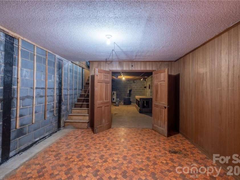 1165 Canaan Church Road, Denton, NC 27239.  MLS# CAR4354288, YatesRealty ID 6330. 