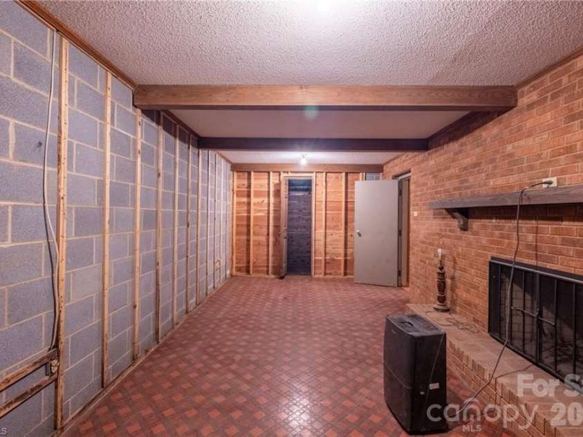 1165 Canaan Church Road, Denton, NC 27239.  MLS# CAR4354288, YatesRealty ID 6330. 