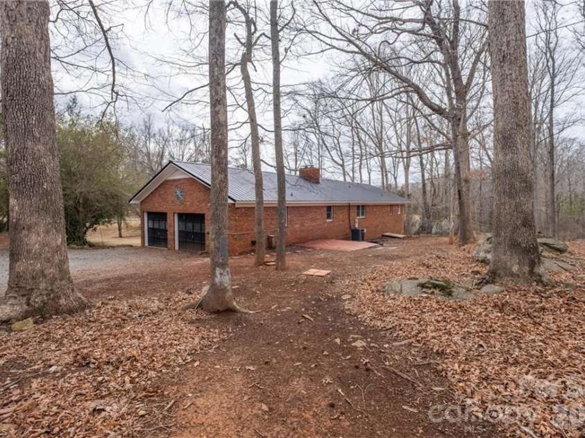 1165 Canaan Church Road, Denton, NC 27239.  MLS# CAR4354288, YatesRealty ID 6330. 