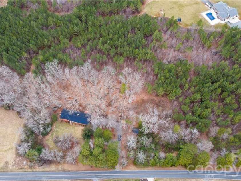 1165 Canaan Church Road, Denton, NC 27239.  MLS# CAR4354288, YatesRealty ID 6330. 