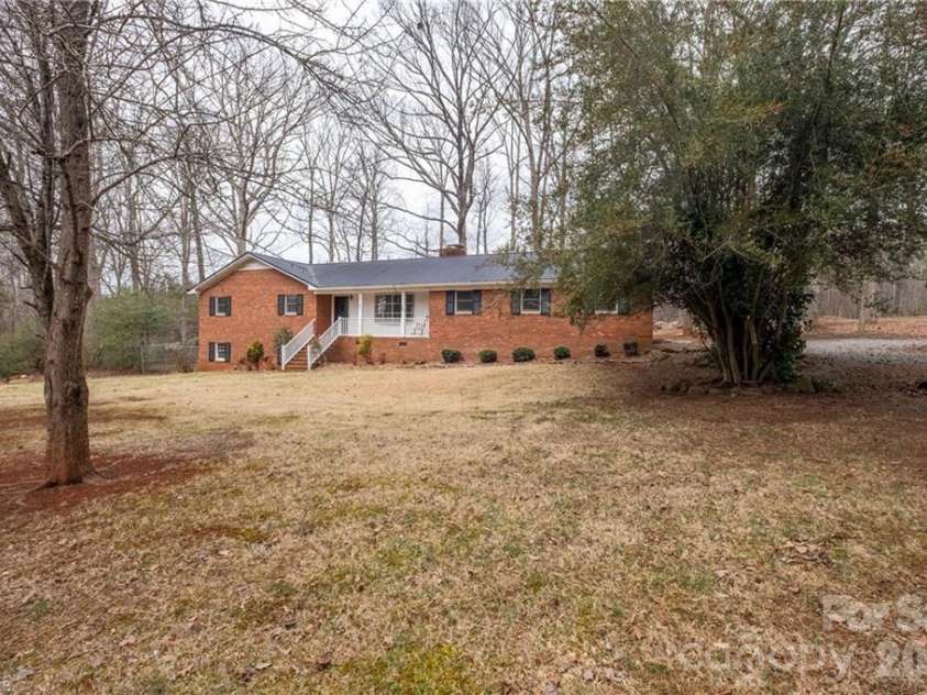 1165 Canaan Church Road, Denton, NC 27239.  MLS# CAR4354288, YatesRealty ID 6330. 