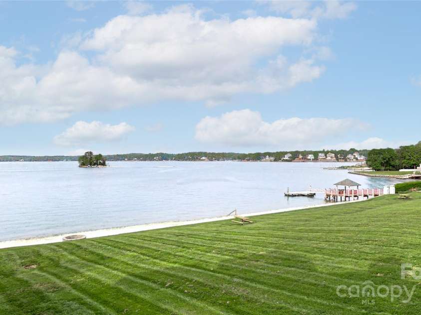 504 Lake Club Drive, Rock Hill, SC 29732.  MLS# CAR4235817, YatesRealty ID 6331. 