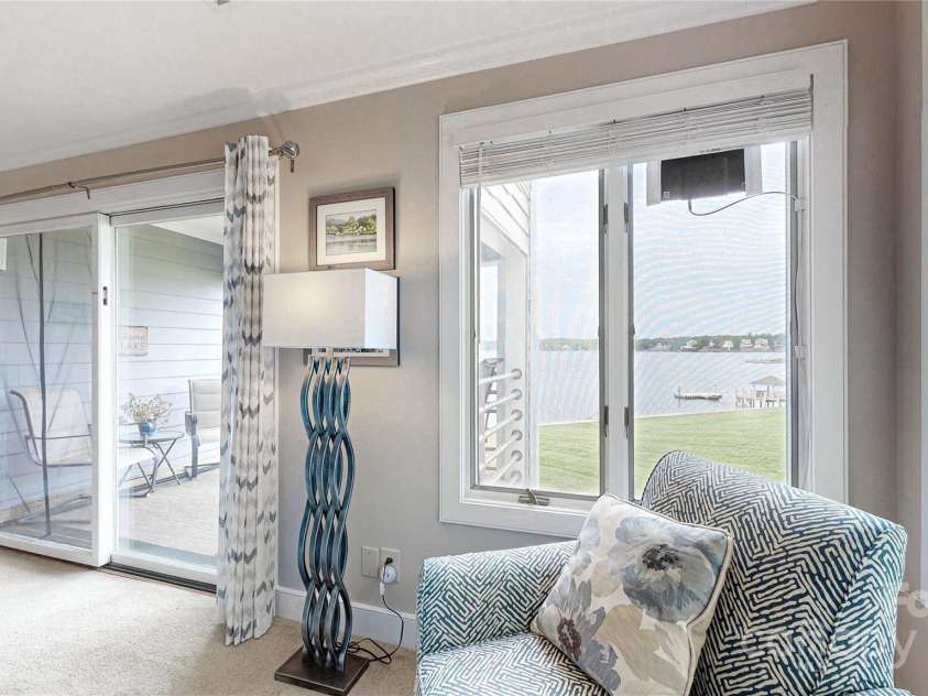 504 Lake Club Drive, Rock Hill, SC 29732.  MLS# CAR4235817, YatesRealty ID 6331. 