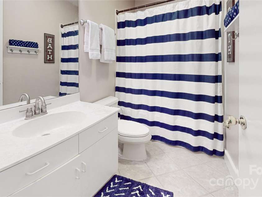 504 Lake Club Drive, Rock Hill, SC 29732.  MLS# CAR4235817, YatesRealty ID 6331. 