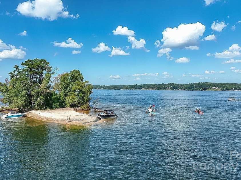 504 Lake Club Drive, Rock Hill, SC 29732.  MLS# CAR4235817, YatesRealty ID 6331. 