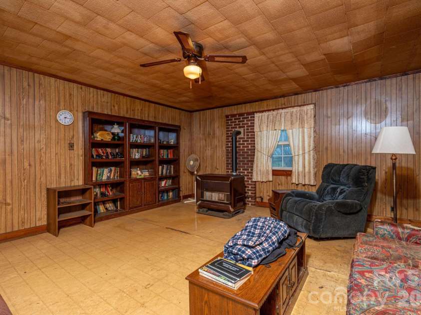 1354 Harless Road, Lincolnton, NC 28092.  MLS# CAR4360675, YatesRealty ID 6332. Living room