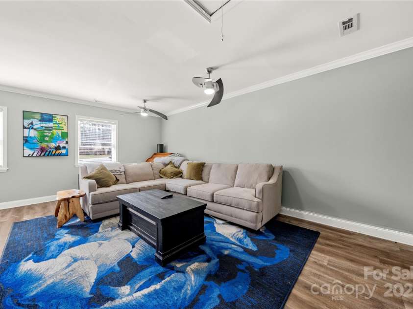 7219 Morningdew Court, Denver, NC 28037.  MLS# CAR4233795, YatesRealty ID 6333. Huge greatroom