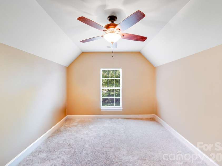 9433 Stonebridge Way, Mint Hill, NC 28227.  MLS# CAR4352110, YatesRealty ID 6333. BR4