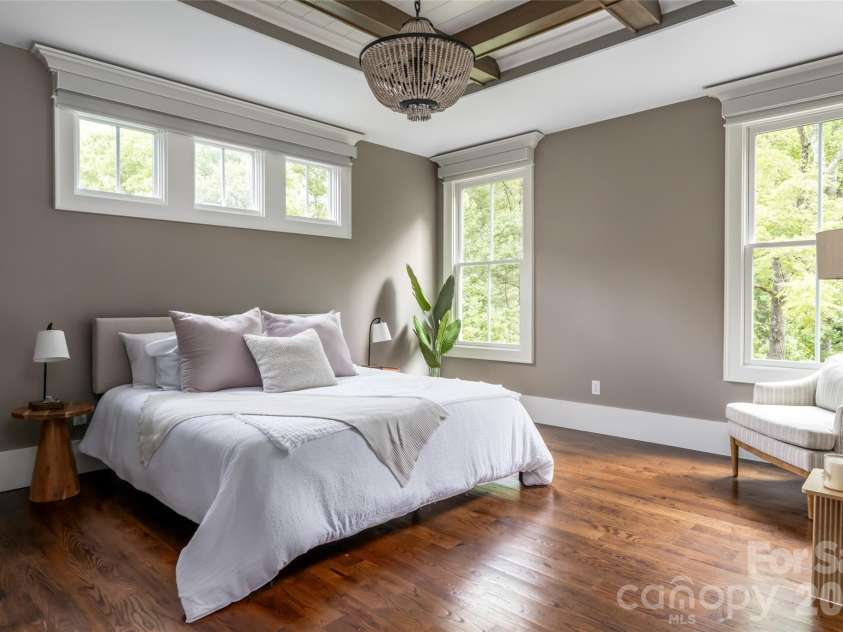 14 Twinflower Trail, Asheville, NC 28804.  MLS# CAR4349117, YatesRealty ID 6335. 