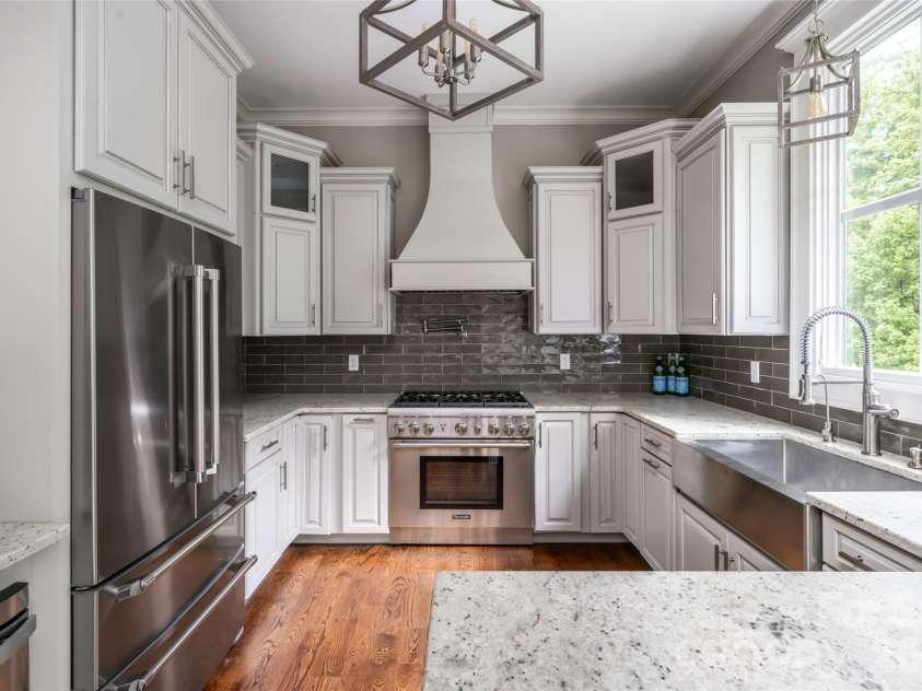 14 Twinflower Trail, Asheville, NC 28804.  MLS# CAR4349117, YatesRealty ID 6335. 