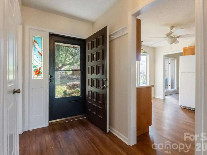38 Eagle Run, Brevard, NC 28712.  MLS# CAR4337134, YatesRealty ID 6336. 