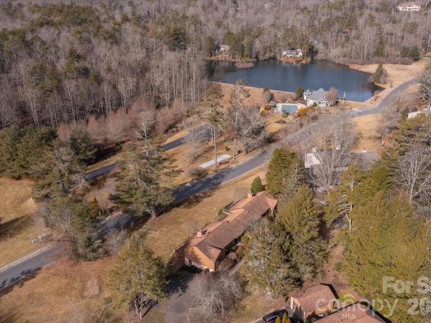 38 Eagle Run, Brevard, NC 28712.  MLS# CAR4337134, YatesRealty ID 6336. 