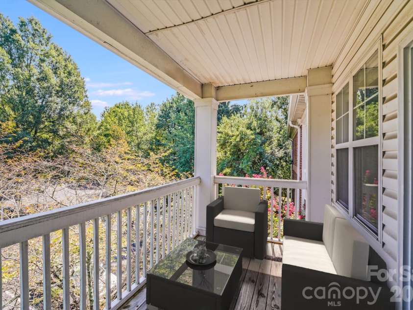 5601 Fairview Road, Charlotte, NC 28209.  MLS# CAR4302815, YatesRealty ID 6337. 