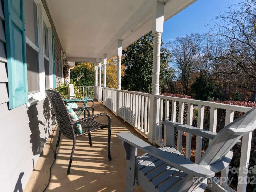 702 Pierce Avenue, Mount Holly, NC 28120.  MLS# CAR4204126, YatesRealty ID 634. 